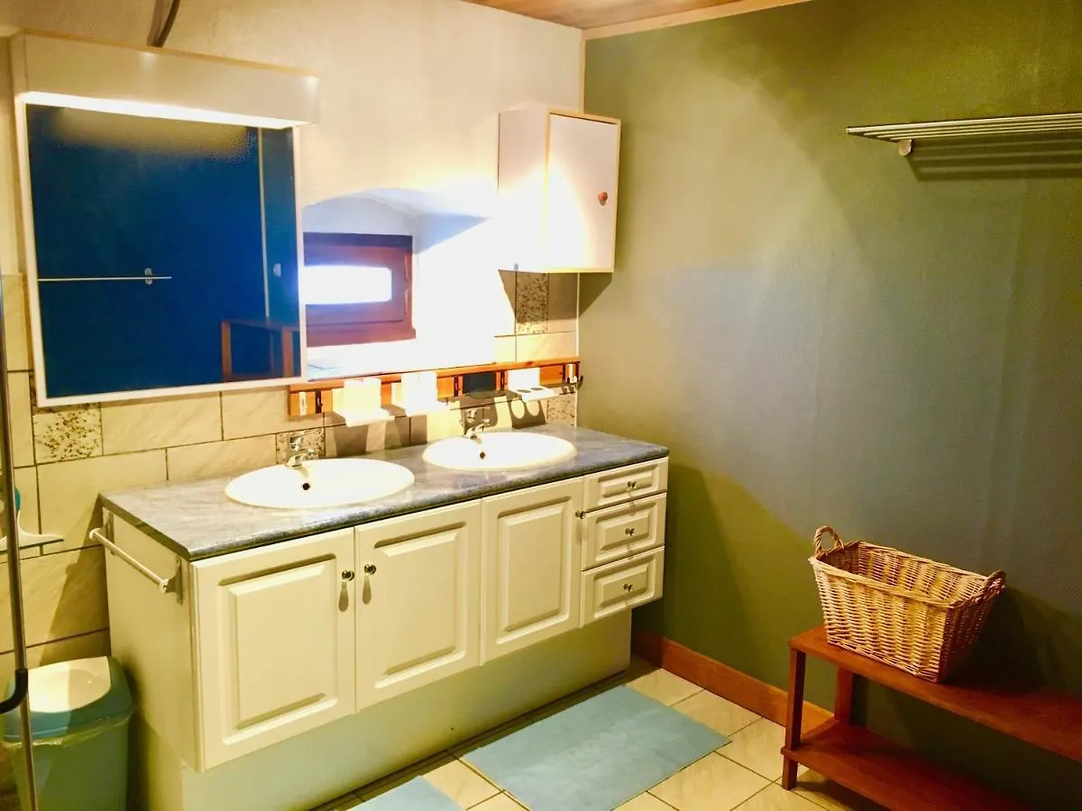 Holiday home La Reine Des Pres Villa Chomelix
